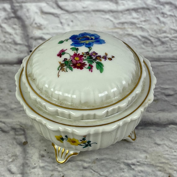 Vintage Handgemalt Furstenberg Hand Painted Bavarian Porcelain Vanity Trinket Box With Lid Blue Roses & Colorful Flowers With Gold Trim