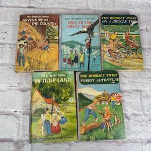 Lot of FIVE Vintage 1950's Era The Bobbsey Twins by Laura Lee Hope Hardback Books