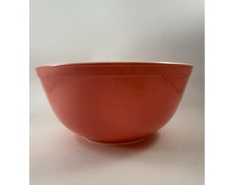 Vintage 1950's Flamingo Pink Pyrex # 403 2 1/2 QT Glass Nesting Mixing Bowl