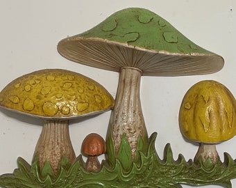 Vintage Dart Homco Home Interiors Plastic Resin Groovy Mushrooms Wall Art