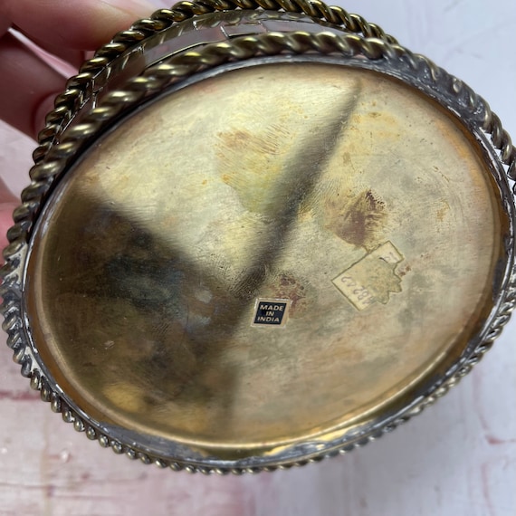 Vintage Round Basket Weave Design Brass Box Jewel… - image 8