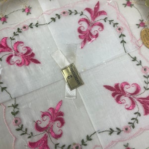 Pair of Vintage NIB Ladies White Cotton Hankies Handkerchiefs With Pink Flowers image 4