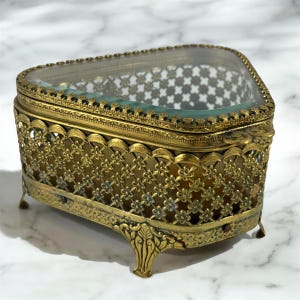 Vintage Gold Tone Filigree Dresser Trinket Box Jewelry Casket Box Beveled Glass