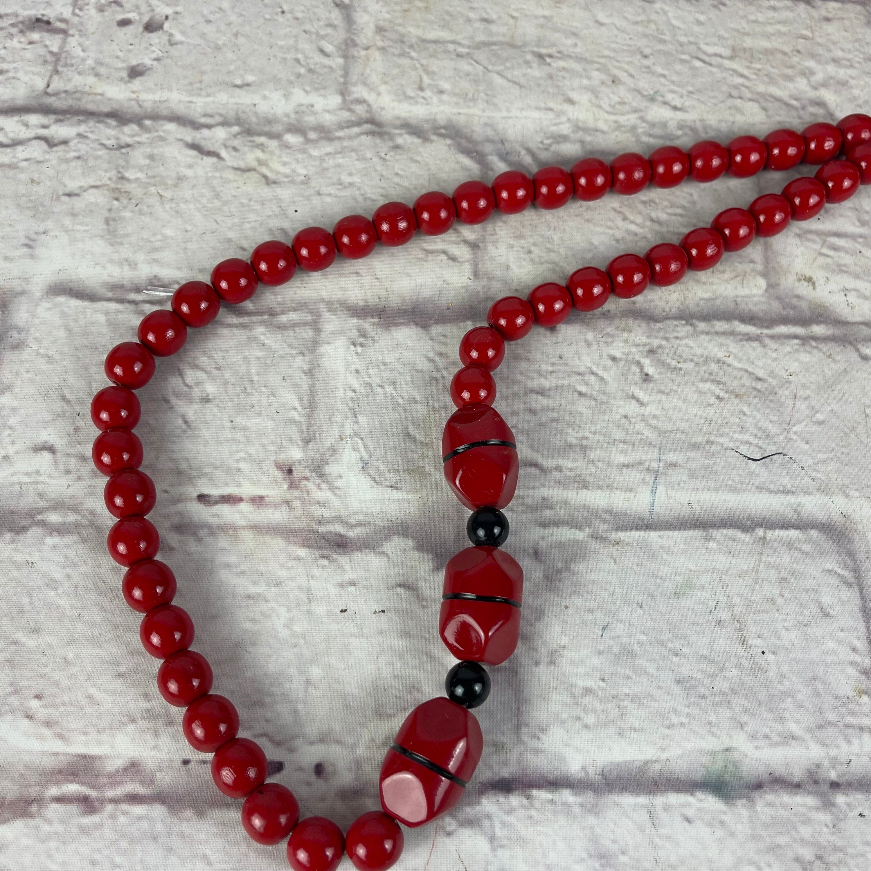 Vintage 1980’s Era Red and Black Wooden Beaded Necklace
