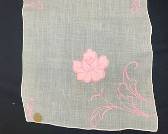 Vintage Ladies’ Sheer White Hankie/Handkerchief With Appliqué Madeira Style Pink Flower