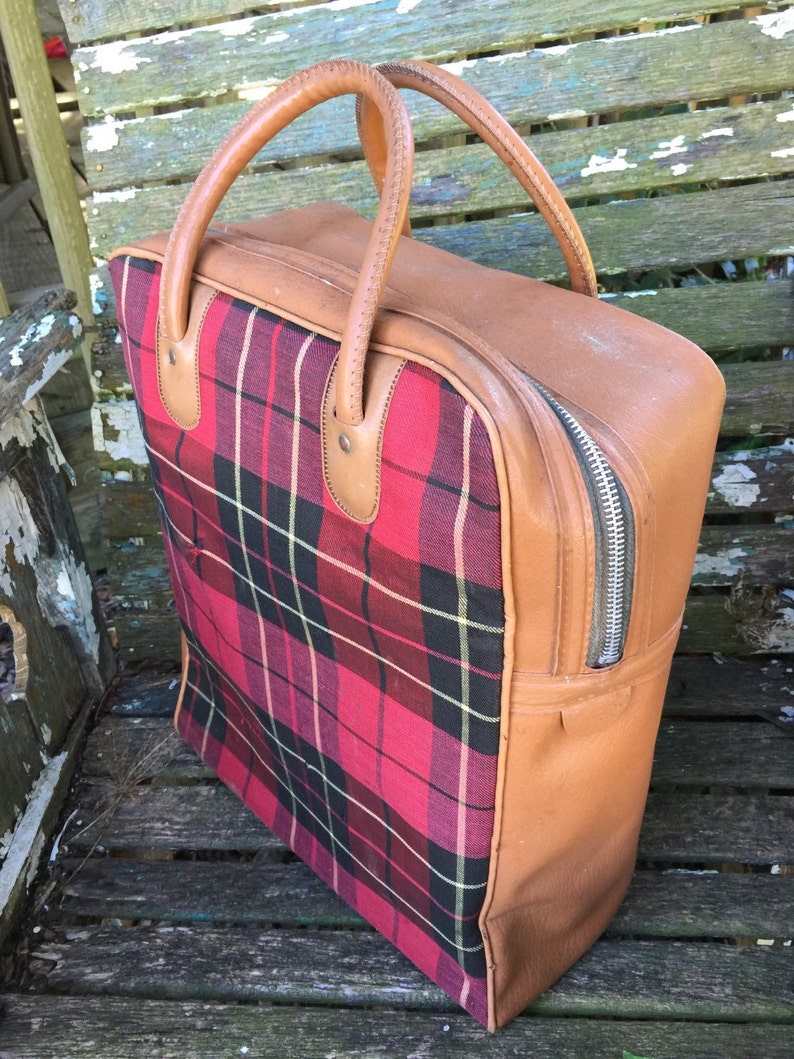 Vintage Red Scottish Plaid Thermos Lunch Kit with 2 Thermoses and Loaf Keeper Container and Vinyl Bag image 5