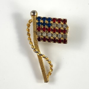 Vintage Red, White, Blue and Goldtone United States Flag Pin/Brooch/Lapel Pin Patriotic