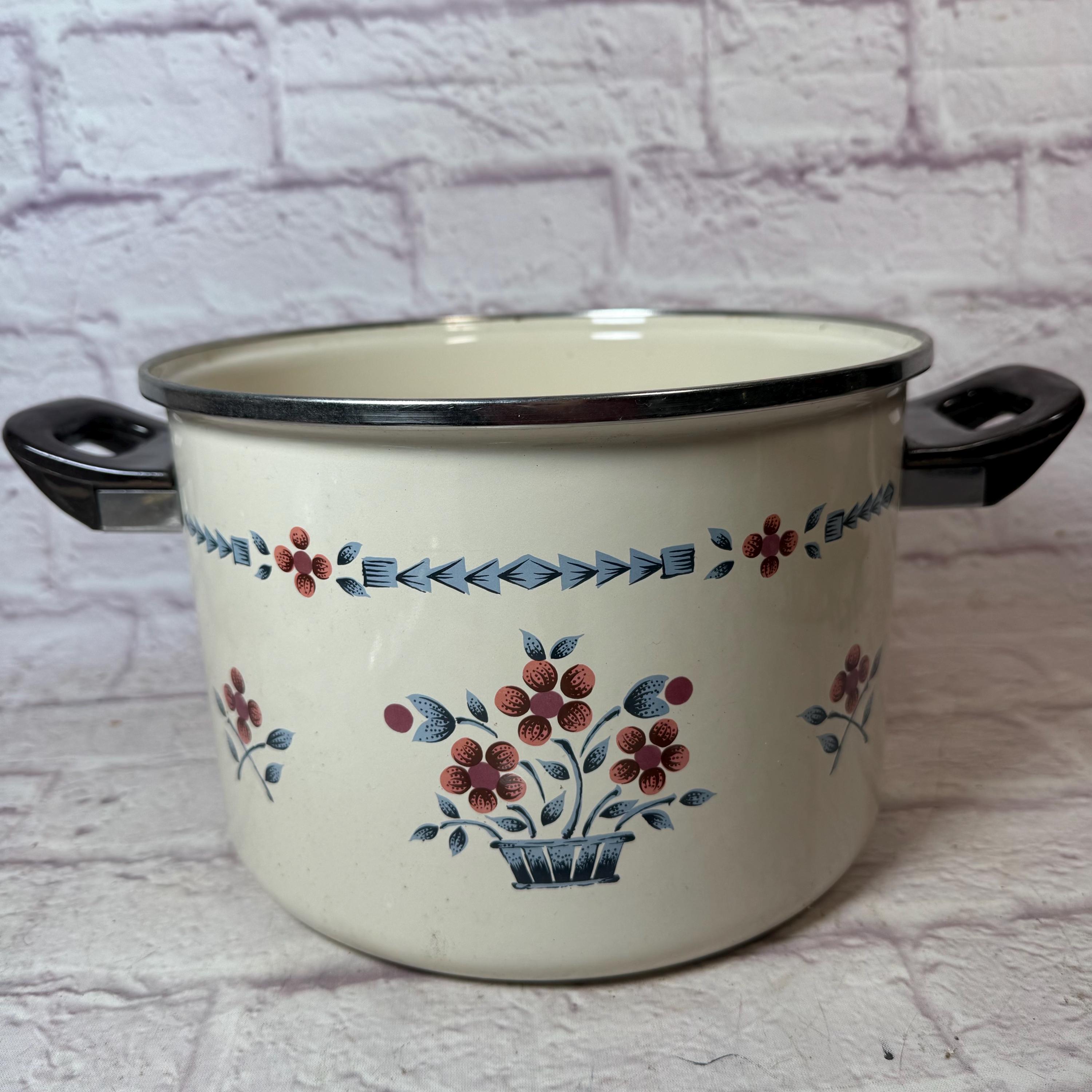 Vintage Porcelain on Steel Brambleberry Cumberland Hearthside