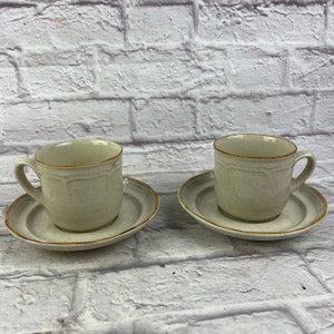 Pair of Vintage Endurance Collection La Fraise Strawberry International Stoneware Cups & Saucers Made In Japan