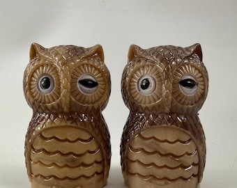 Pair of Vintage Figural Brown Plastic OWL Salt and Pepper Shakers