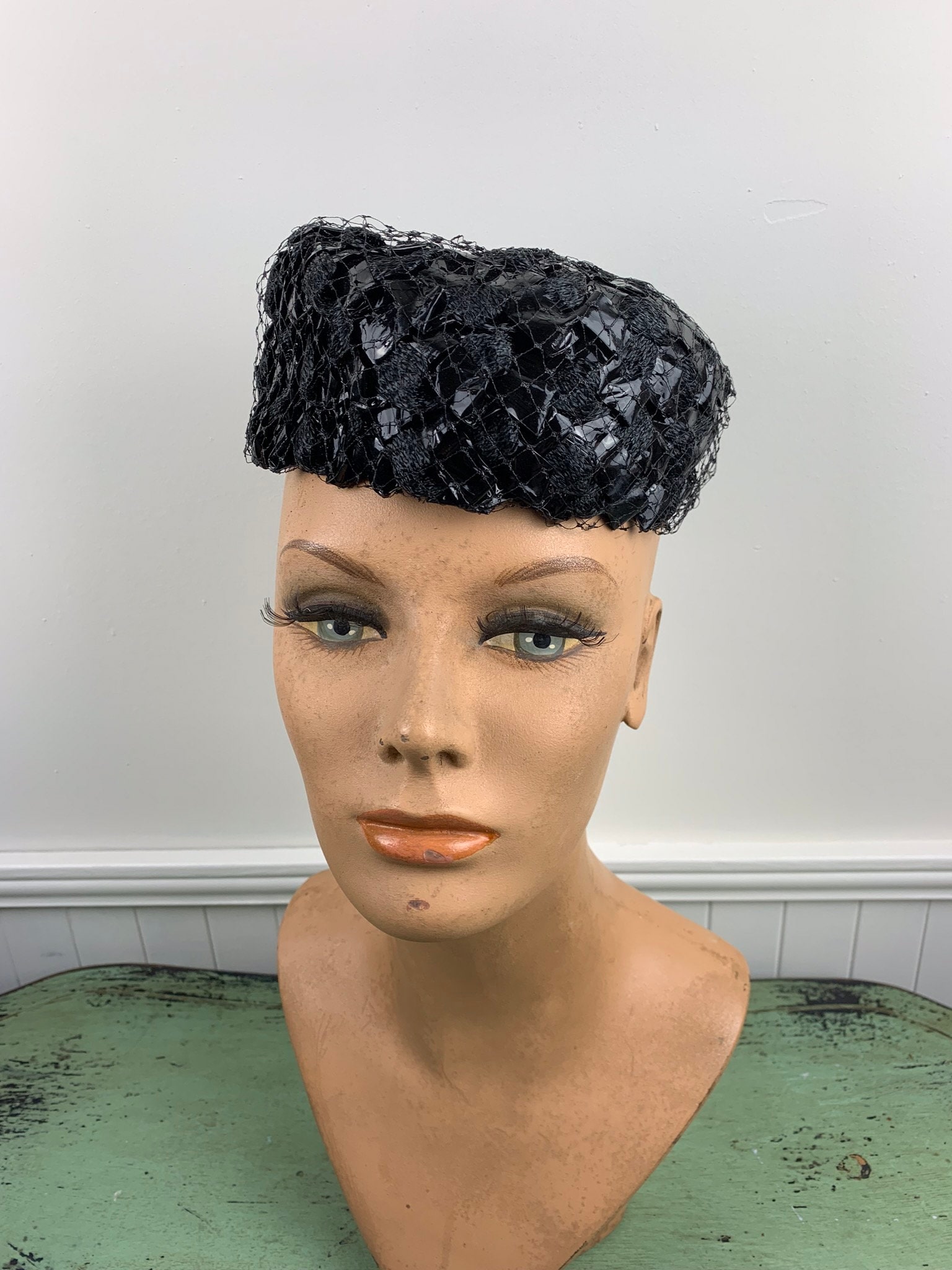 Vintage Ladies Black Hat With Netting 