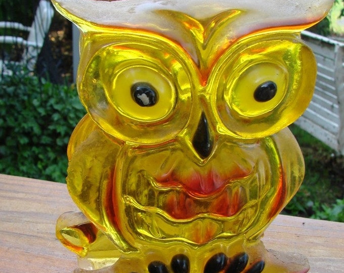 VINTAGE 1970s ERA LUCITE PLASTIC HOOT OWL NAPKIN HOLDER - Etsy