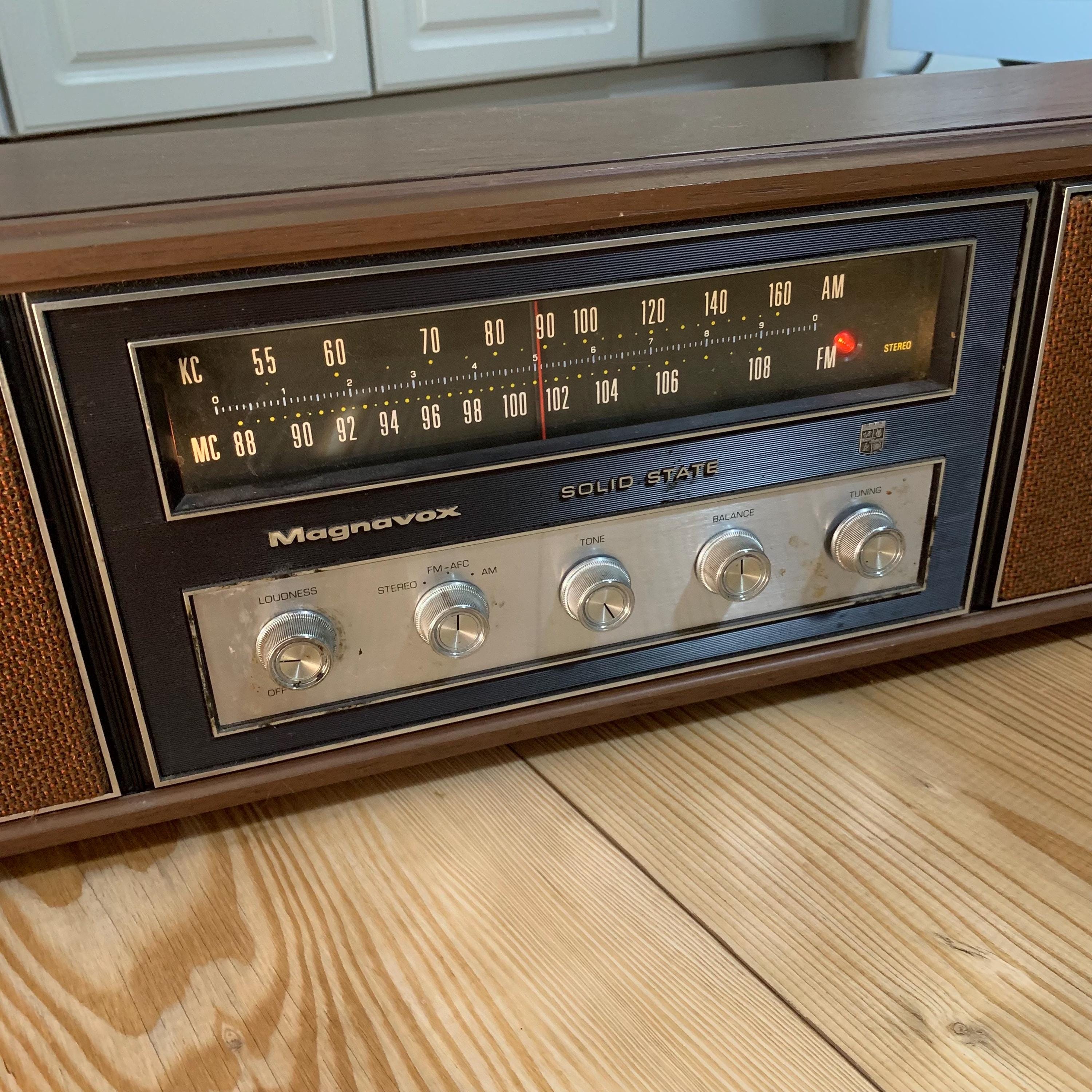 Vintage 1967 Tabletop Magnavox 1FM031 Stereo AM FM Radio - Etsy Vintage 1967 Tabletop Magnavox 1FM031 Stereo AM FM Radio - Etsy