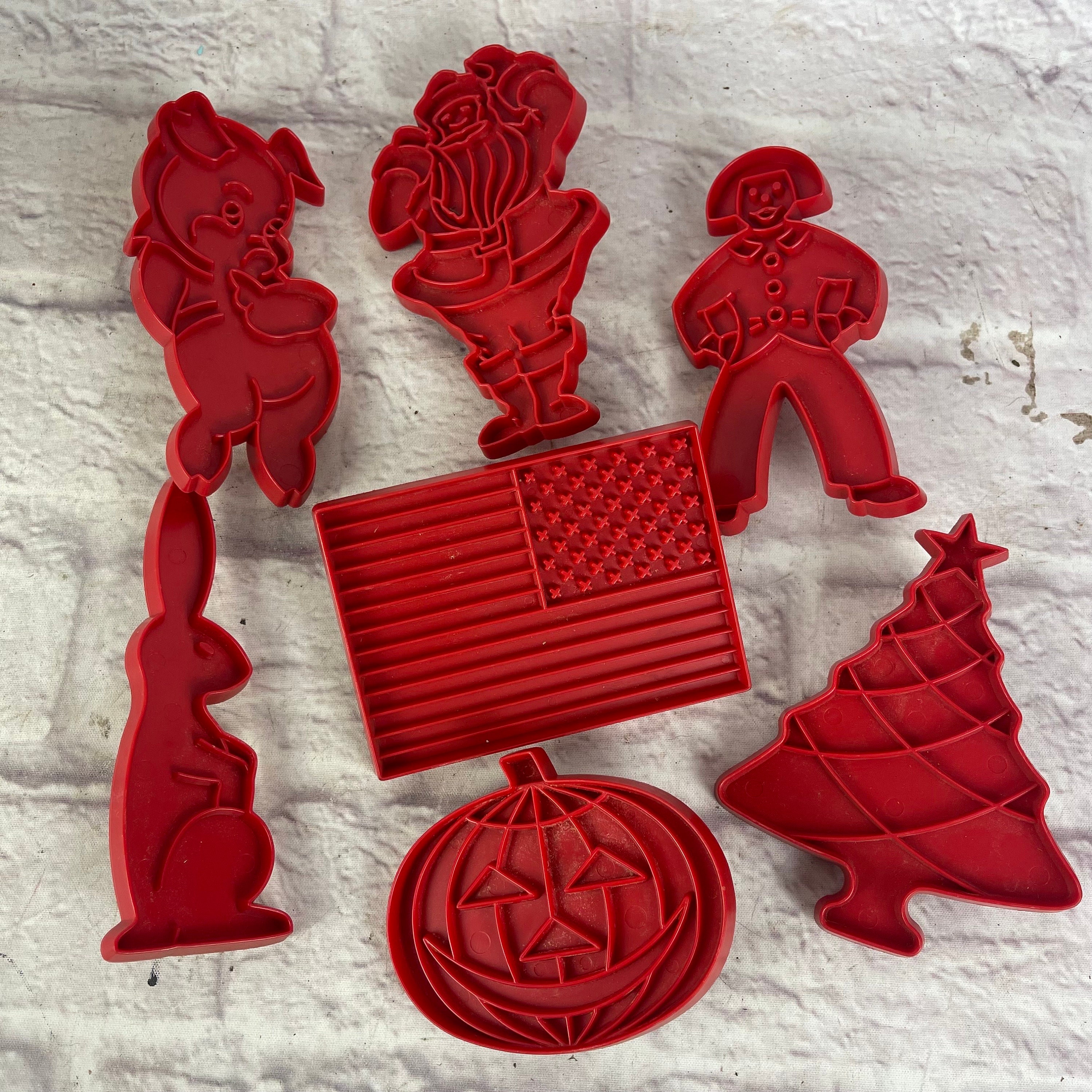 Set of 7 Vintage Red Plastic Cookie Cutters - Etsy