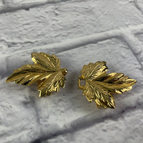 Vintage 1980’s Era Dotty Smith Designer Signed Goldtone Maple Leaf Shoe Clips