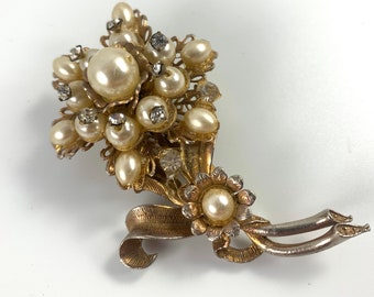 VIntage 1960's Era Flower Pin Faux Pearls Rhinestones