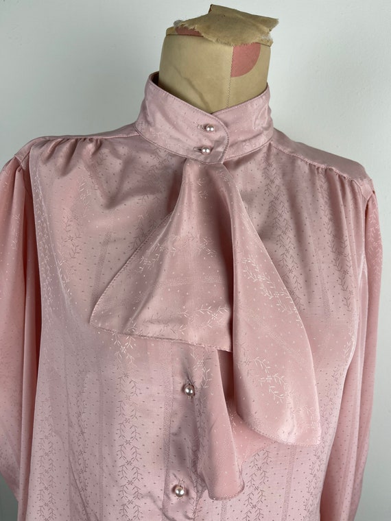 Vintage 1970’s Era Pink Silky Polyester Secretary… - image 3