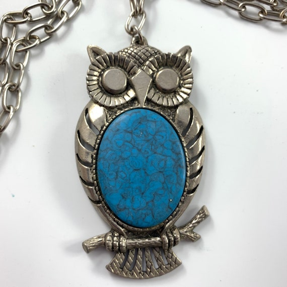 Vintage 1970's Silvertone Owl Necklace with Faux … - image 3
