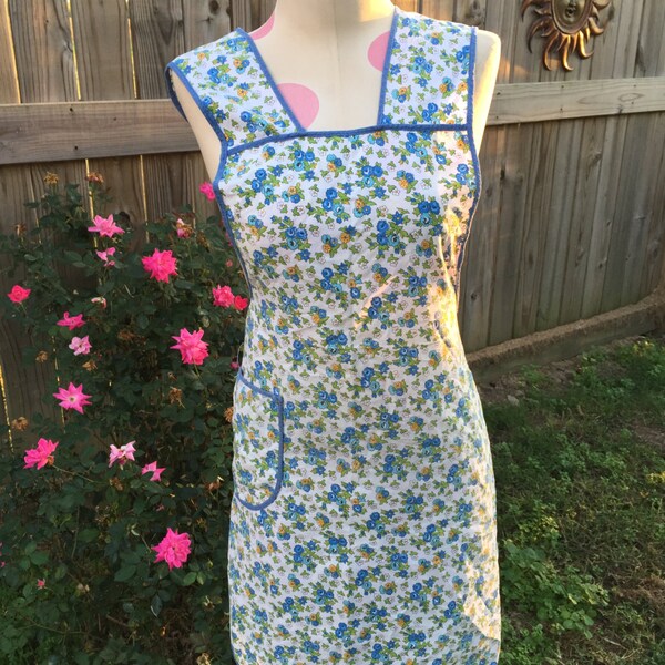 Vintage Blue, Yellow and White Floral Print Full Apron