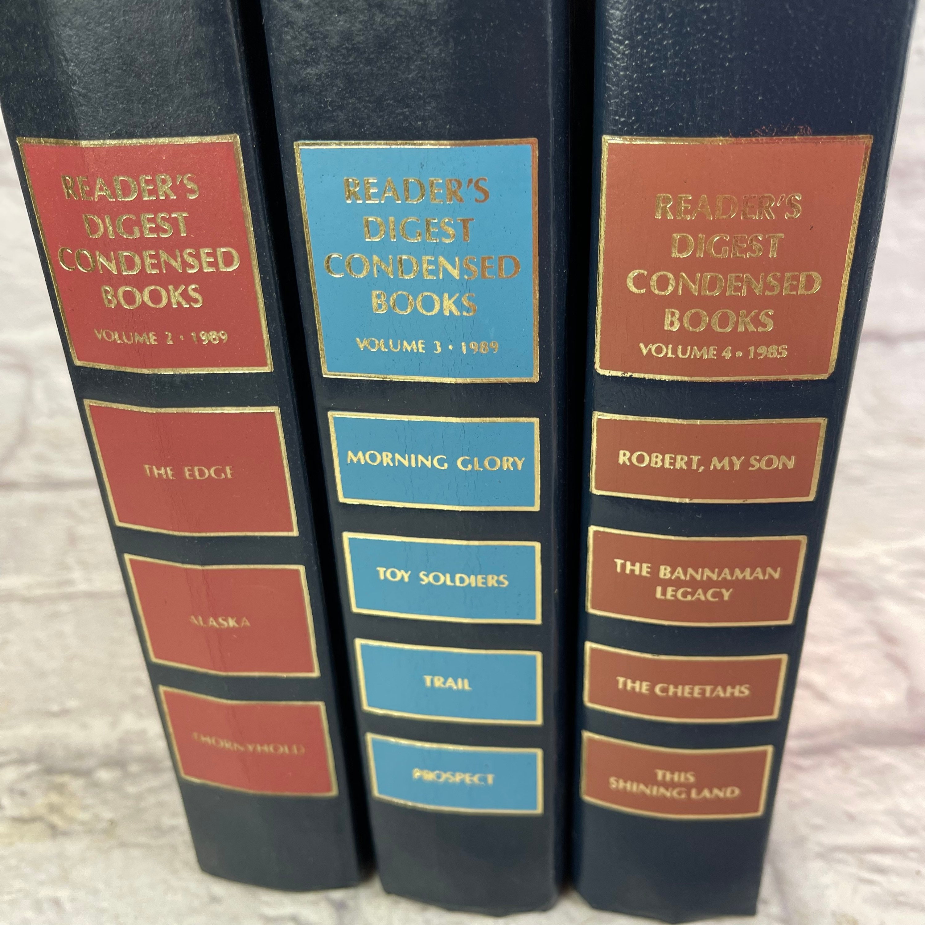 Set of 3 Vintage Readers Digest Books With Beautiful Covers 1969 Best  Sellers, 1974, 1976. 12 Novels Included. Free Shipping 