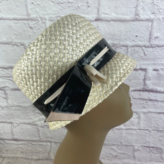 Vintage Ladies’ Off White Straw Hat with Shiny Bl… - image 3