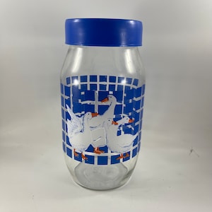Vintage 1980&#39;s Era Carlton Glass Geese Canister Jar with Screw on Blue Lid