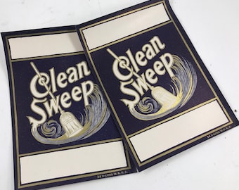 2 Vintage unbenutzte Papier CLEAN SWEEP Besen Werbeetiketten