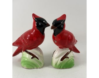 Vintage Red Bird Cardinal Salt and Pepper Shakers