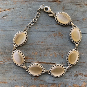 Vintage Avon Bracelet