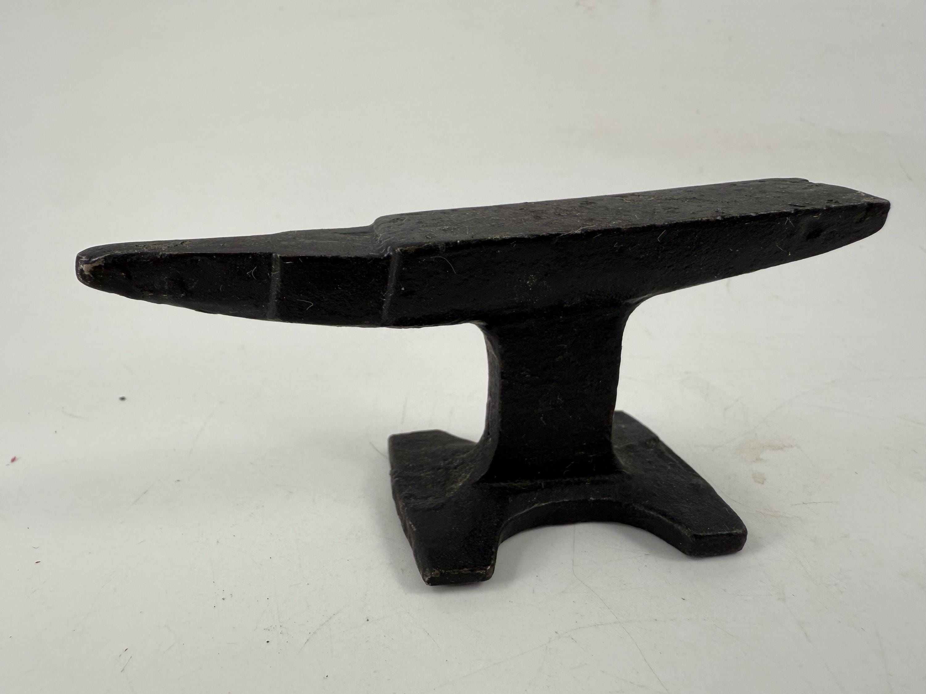 Small Vintage Anvil - Etsy
