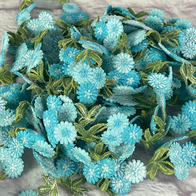 8 Yards of Vintage 1960s Era Blue Floral Daisies Daisy Lace Trim in Two Pieces image 1