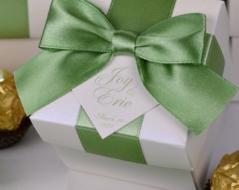 Olive Green Wedding Favor Boxes with satin ribbon bow and custom names, Elegant Bonbonniere, Personalized gifts and favors for your guests