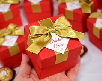 Red & Gold Wedding Favor Boxes with satin ribbon bow and custom names, Elegant Bonbonniere, Personalized gifts and favors for your guests