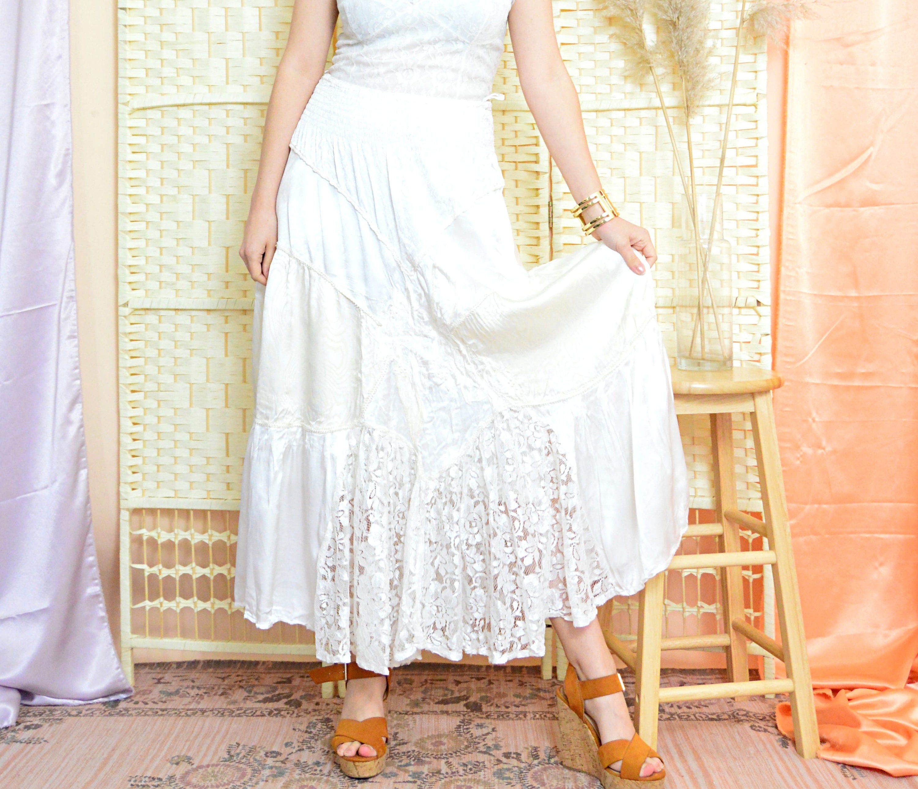 Image of White Lace Embroidered Boho Gypsy Skirt - Uk /