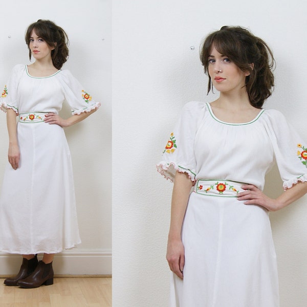 Vintage Mexican dress, white boho dress, Hand embroidered dress, ethnic midi dress, hippie dress, sun dress, summer dress,