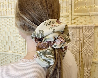 Vintage floral fabric giant hair scrunchie, hair accessories, scrunchies