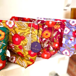Quilted cotton makeup bag, wash bag, toiletry bag, gift for her, floral travel bag