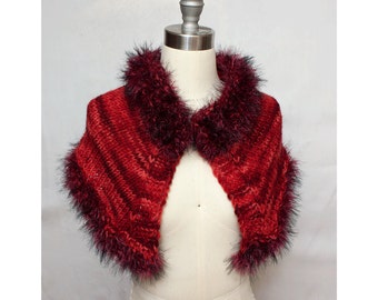 Capelet Cowl in Red with Faux Fur Trim