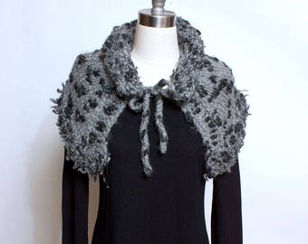 Rustic Capelet with Faux Fur Trim Gray and Black