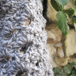 Large grey crochet hobo bag PDF pattern image 3
