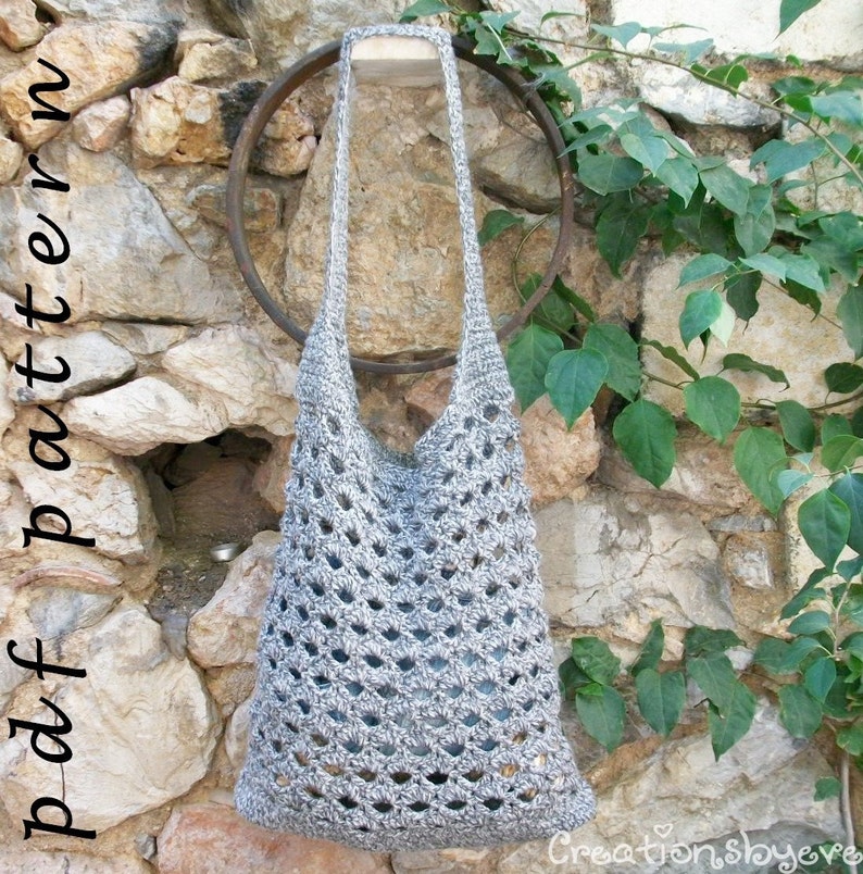 Large grey crochet hobo bag PDF pattern image 1