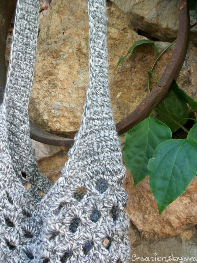 Large grey crochet hobo bag PDF pattern image 2