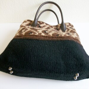 Trendy leopard-print handbag PDF pattern knitting pattern image 5