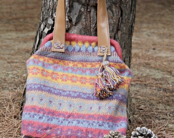 pdf Schnittmuster für Große gestrickte gefilzte bunte Tasche im Fair Isle Muster