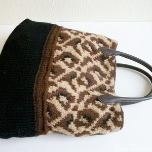 Trendy leopard-print handbag PDF pattern knitting pattern image 4