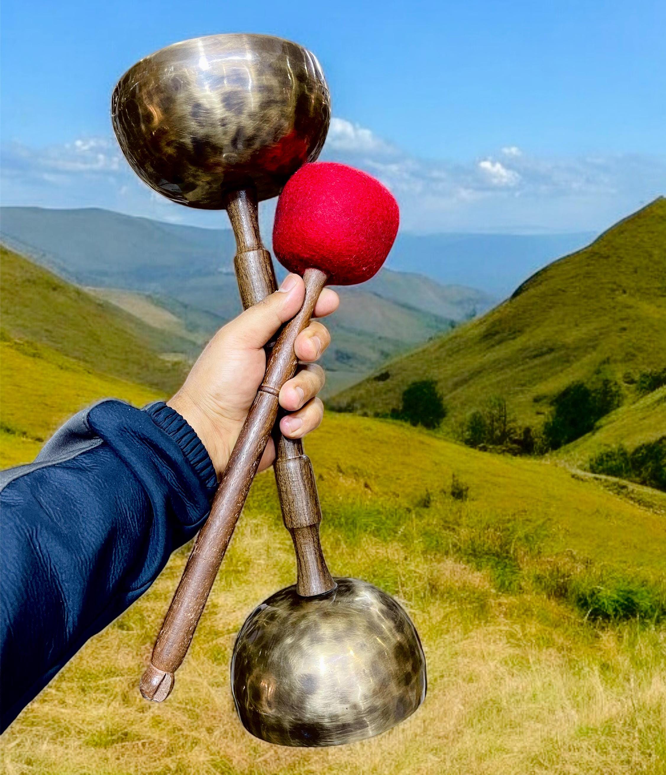 Handmade Double Chalice Tibetan Singing Bowl: Seven Metal Meditation Bowl
