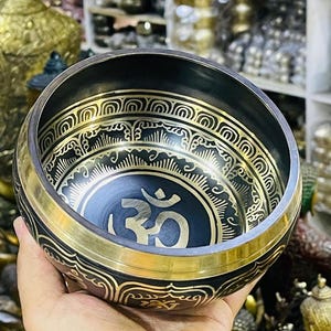 Handcrafted Tibetan Singing Bowl (6 inch): Sound Healing, Yoga, Meditation