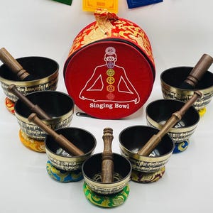 Seven Chakra Singing Bowl Set: Tibetan Sound Healing, Meditation Yoga