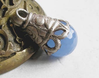 Vintage Tibetan Pendant, Blue Chalcedony Gemstone, Silver Repousse, Ethnic Jewelry, Vintage Healing Pendant, Jewelry Making
