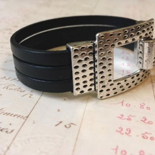 Leather bracelet | Womens leather bracelet | Leather cuff | Wrap bracelet | Woman gift | Leather and silver | Leather and Metal
